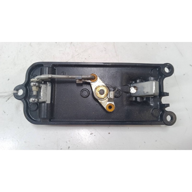 Recambio de maneta interior puerta trasera derecha para jaguar xj (xj40, xj81) 6 3.6 referencia OEM IAM    Recambio de maneta interior puerta trasera derecha para jaguar xj (xj40, xj81) 6 3.6 referencia OEM IAM