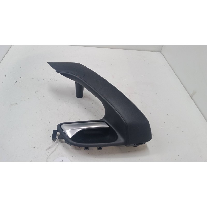 Recambio de maneta interior puerta delantera derecha para volkswagen polo v (6r1, 6c1) 1.0 referencia OEM IAM 6R0867180   Recambio de maneta interior puerta delantera derecha para volkswagen polo v (6r1, 6c1) 1.0 referencia OEM IAM 6R0867180
