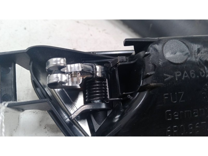 Recambio de maneta interior puerta delantera izquierda para volkswagen polo v (6r1, 6c1) 1.0 referencia OEM IAM    Recambio de maneta interior puerta delantera izquierda para volkswagen polo v (6r1, 6c1) 1.0 referencia OEM IAM