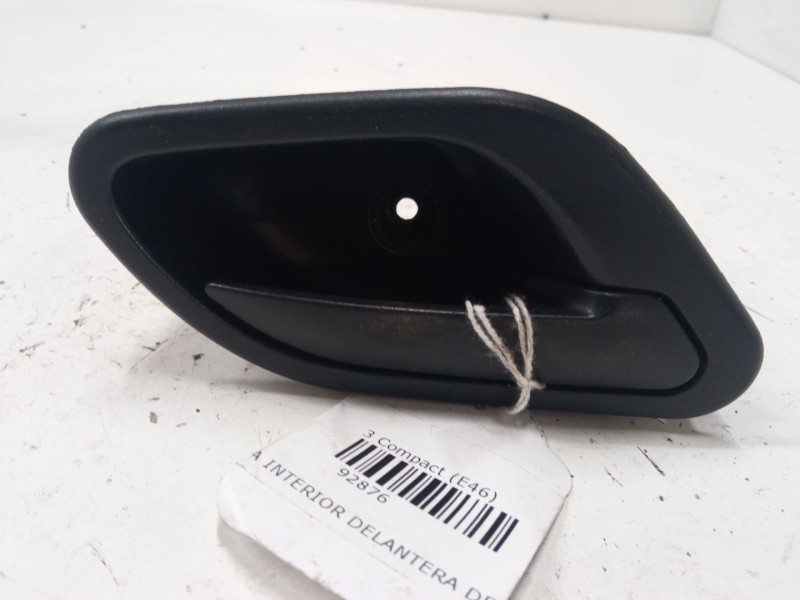 Recambio de maneta interior delantera derecha para bmw 3 compact (e46) 320 td referencia OEM IAM    Recambio de maneta interior delantera derecha para bmw 3 compact (e46) 320 td referencia OEM IAM