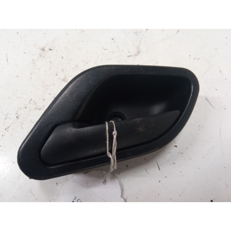 Recambio de maneta interior delantera izquierda para bmw 3 compact (e46) 320 td referencia OEM IAM    Recambio de maneta interior delantera izquierda para bmw 3 compact (e46) 320 td referencia OEM IAM