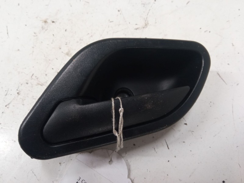 Recambio de maneta interior delantera izquierda para bmw 3 compact (e46) 320 td referencia OEM IAM    Recambio de maneta interior delantera izquierda para bmw 3 compact (e46) 320 td referencia OEM IAM