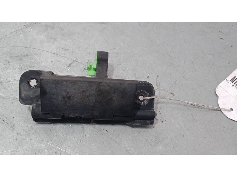 Recambio de maneta exterior porton para chevrolet aveo / kalos hatchback (t200) 1.4 16v referencia OEM IAM    Recambio de maneta exterior porton para chevrolet aveo / kalos hatchback (t200) 1.4 16v referencia OEM IAM
