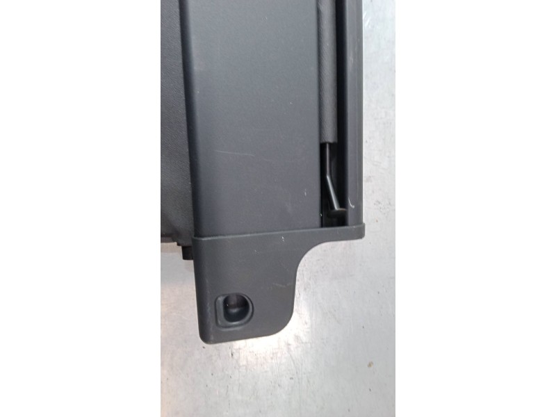 Recambio de bandeja trasera para toyota avensis (_t25_) 2.4 (azt251_) referencia OEM IAM   