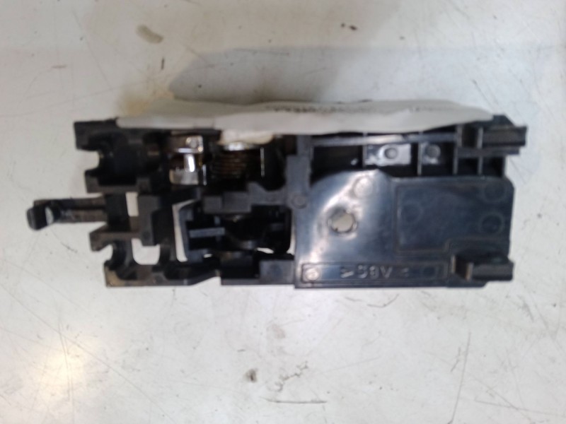 Recambio de maneta interior puerta delantera izquierda para toyota corolla (_e12_) 2.0 d-4d (cde120r_, cde120l_) referencia OEM 