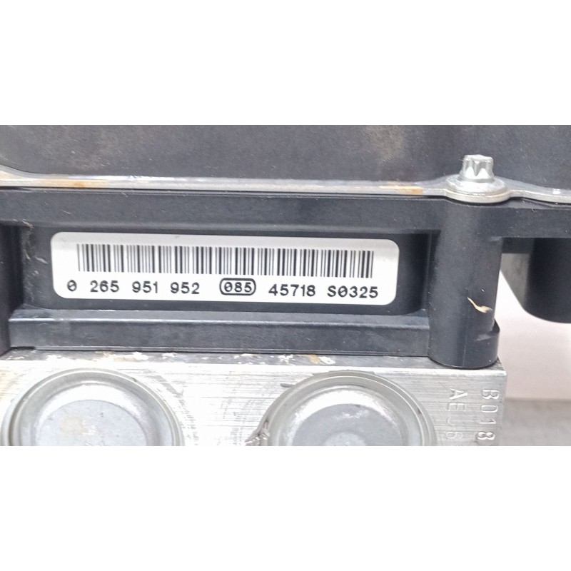 Recambio de abs para peugeot partner tepee 1.6 hdi / bluehdi 75 referencia OEM IAM 0265951952 6446L3160914  Recambio de abs para peugeot partner tepee 1.6 hdi / bluehdi 75 referencia OEM IAM 0265951952 6446L3160914