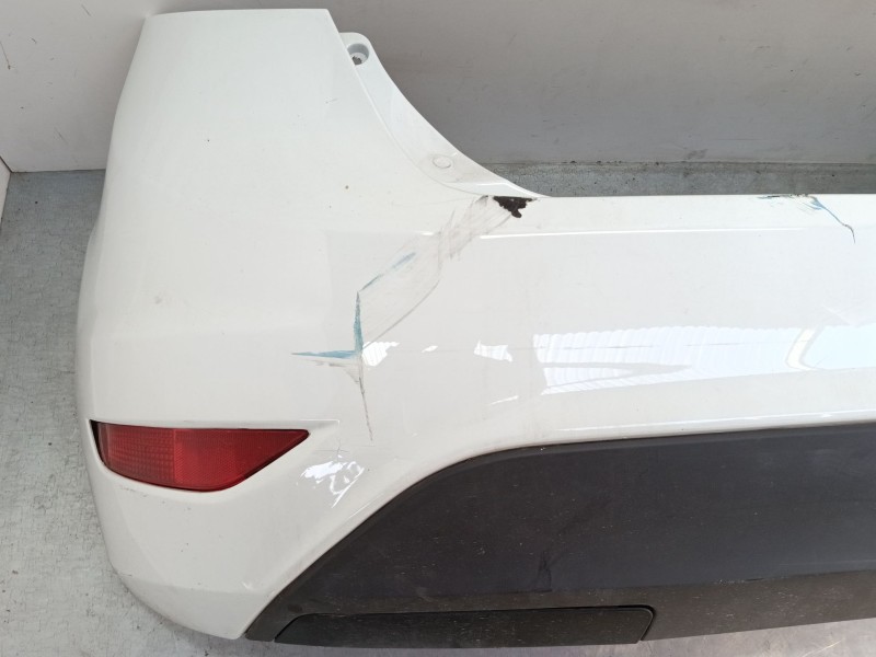 Recambio de paragolpes trasero para ford fiesta vi (cb1, ccn) 1.6 tdci referencia OEM IAM    Recambio de paragolpes trasero para ford fiesta vi (cb1, ccn) 1.6 tdci referencia OEM IAM