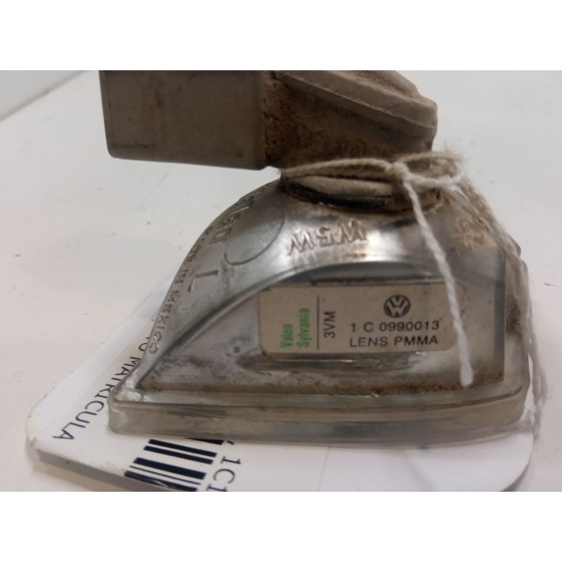 Recambio de piloto matricula para volkswagen new beetle (9c1, 1c1) 1.9 tdi referencia OEM IAM izquierdo  1C0990013 Recambio de piloto matricula para volkswagen new beetle (9c1, 1c1) 1.9 tdi referencia OEM IAM izquierdo  1C0990013