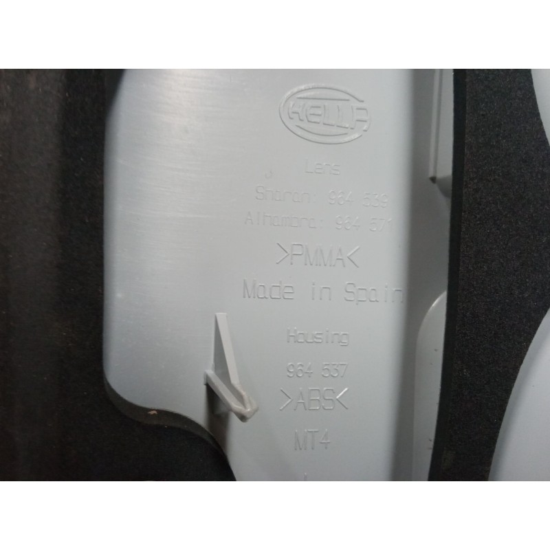 Recambio de piloto trasero porton izquierdo para seat alhambra (7v8, 7v9) 2.0 i referencia OEM IAM 964539 964539 964571 Recambio de piloto trasero porton izquierdo para seat alhambra (7v8, 7v9) 2.0 i referencia OEM IAM 964539 964539 964571