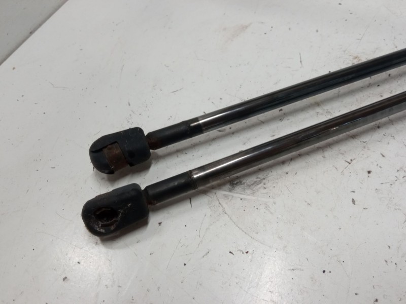 Recambio de amortiguadores maletero / porton para seat alhambra (7v8, 7v9) 2.0 i referencia OEM IAM    Recambio de amortiguadores maletero / porton para seat alhambra (7v8, 7v9) 2.0 i referencia OEM IAM