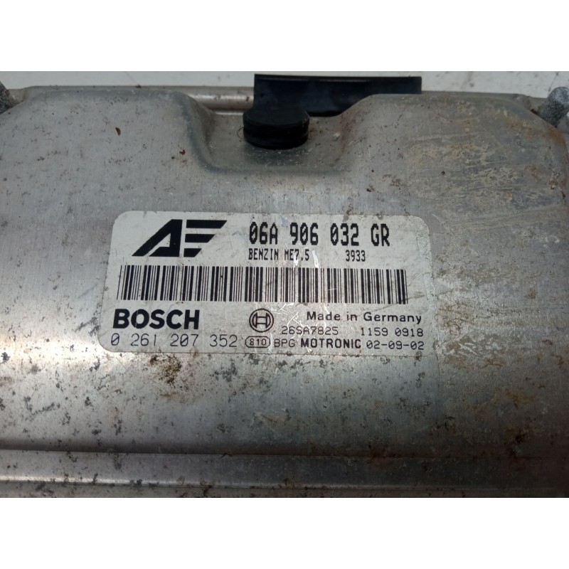 Recambio de centralita motor uce para seat alhambra (7v8, 7v9) 2.0 i referencia OEM IAM 06A906032GR 26SA7825 0261207352 Recambio de centralita motor uce para seat alhambra (7v8, 7v9) 2.0 i referencia OEM IAM 06A906032GR 26SA7825 0261207352