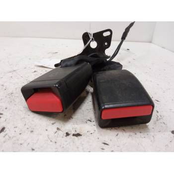 ANCLAJE CINTURON TRASERO DERECHO 878167711R 
