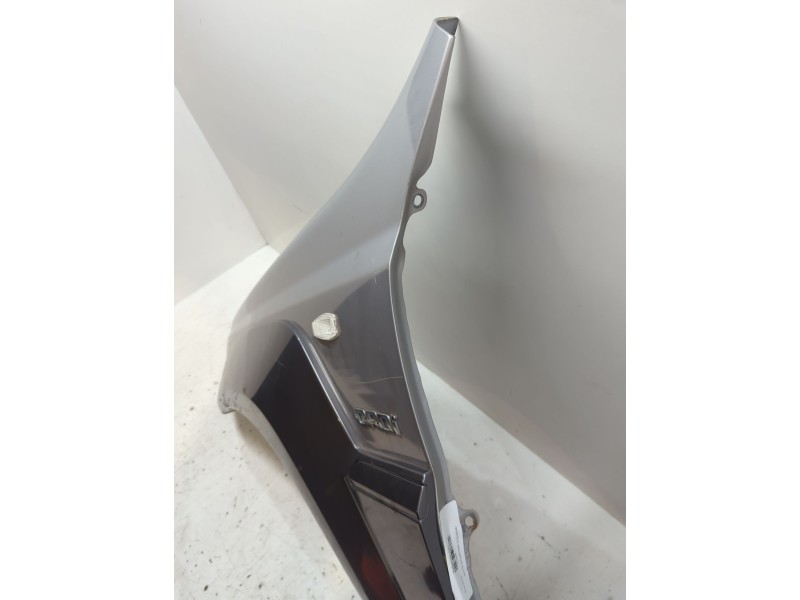 Recambio de aleta delantera izquierda para hyundai terracan (hp) 2.9 crdi referencia OEM IAM    Recambio de aleta delantera izquierda para hyundai terracan (hp) 2.9 crdi referencia OEM IAM