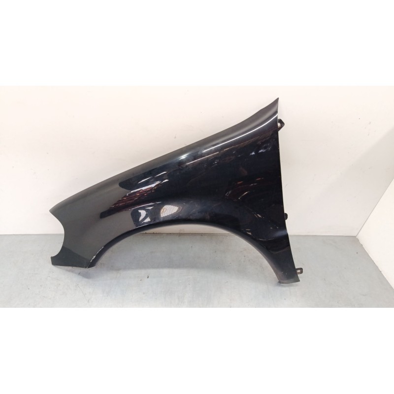 Recambio de aleta delantera izquierda para mercedes-benz clase m (w163) ml 270 cdi (163.113) referencia OEM IAM    Recambio de aleta delantera izquierda para mercedes-benz clase m (w163) ml 270 cdi (163.113) referencia OEM IAM