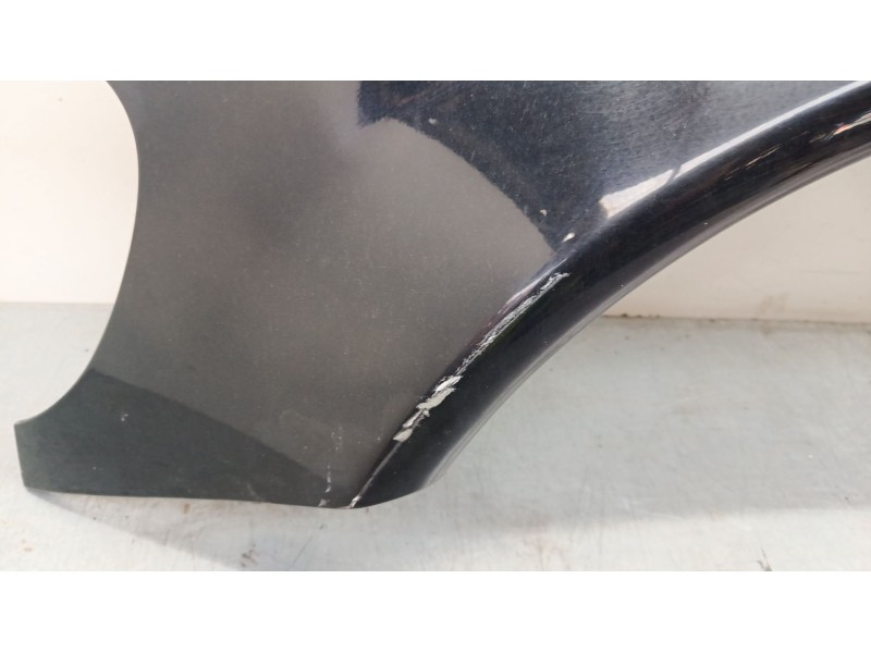 Recambio de aleta delantera izquierda para mercedes-benz clase m (w163) ml 270 cdi (163.113) referencia OEM IAM    Recambio de aleta delantera izquierda para mercedes-benz clase m (w163) ml 270 cdi (163.113) referencia OEM IAM