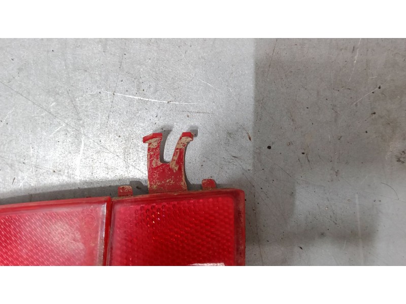 Recambio de catadioptrico trasero derecho para lancia ypsilon (843_) 1.2 (843.axa1a) referencia OEM IAM    Recambio de catadioptrico trasero derecho para lancia ypsilon (843_) 1.2 (843.axa1a) referencia OEM IAM