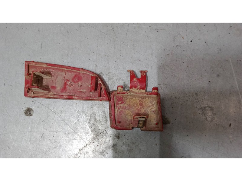 Recambio de catadioptrico trasero derecho para lancia ypsilon (843_) 1.2 (843.axa1a) referencia OEM IAM    Recambio de catadioptrico trasero derecho para lancia ypsilon (843_) 1.2 (843.axa1a) referencia OEM IAM