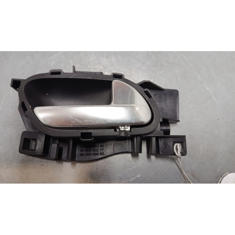 Recambio de maneta interior puerta delantera derecha para citroën c-elysee (dd_) 1.2 vti 82 referencia OEM IAM    Recambio de maneta interior puerta delantera derecha para citroën c-elysee (dd_) 1.2 vti 82 referencia OEM IAM