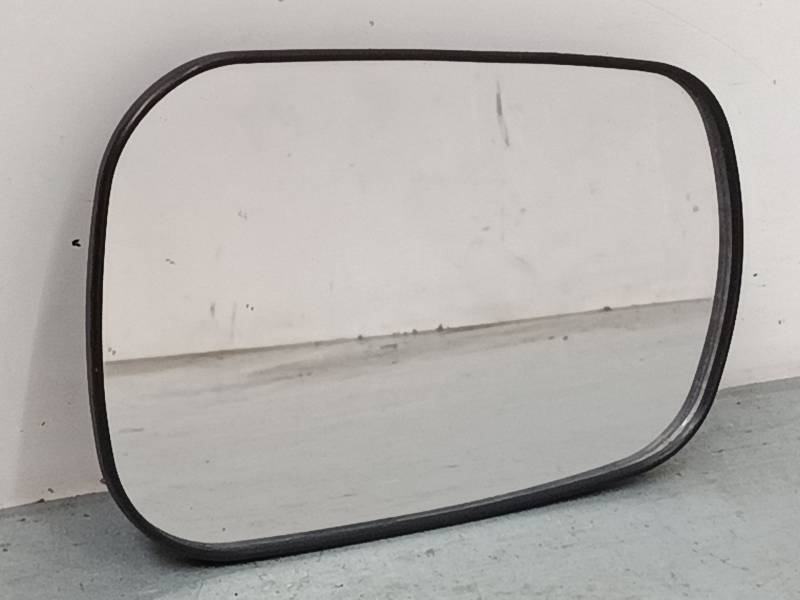 CRISTAL RETROVISOR IZQUIERDO 
