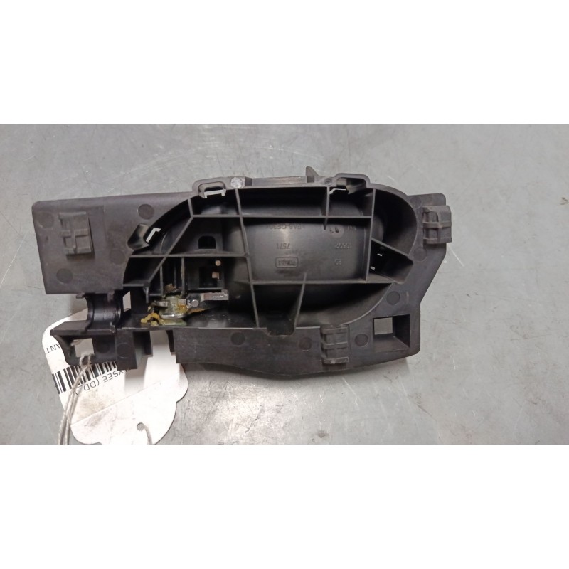 Recambio de maneta interior puerta delantera derecha para citroën c-elysee (dd_) 1.2 vti 82 referencia OEM IAM    Recambio de maneta interior puerta delantera derecha para citroën c-elysee (dd_) 1.2 vti 82 referencia OEM IAM