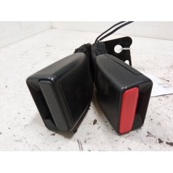 ANCLAJE CINTURON TRASERO IZQUIERDO 878176563R 