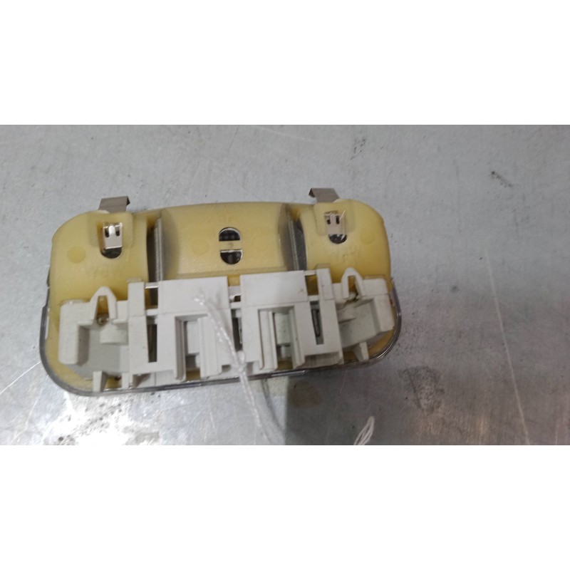 Recambio de luz interior delantera para peugeot 1007 (km_) 1.4 hdi referencia OEM IAM    Recambio de luz interior delantera para peugeot 1007 (km_) 1.4 hdi referencia OEM IAM