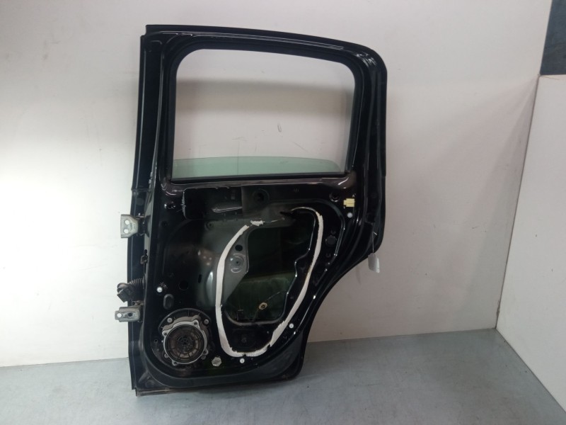 Recambio de puerta trasera derecha para citroën c3 ii (sc_) 1.0 vti 68 referencia OEM IAM    Recambio de puerta trasera derecha para citroën c3 ii (sc_) 1.0 vti 68 referencia OEM IAM