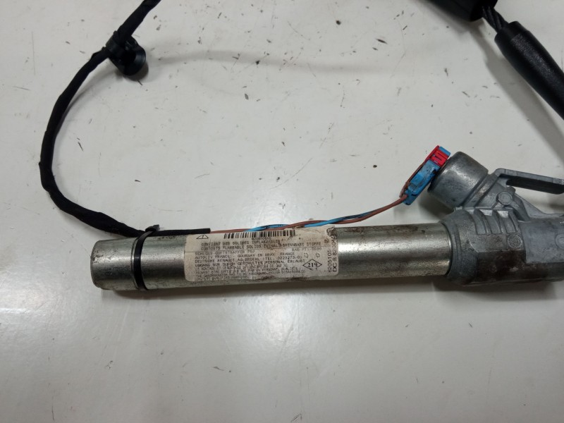 Recambio de anclaje cinturon delantero derecho para renault kangoo express (fw0/1_) 1.5 dci 75 (fw07, fw10, fw04) referencia OEM Recambio de anclaje cinturon delantero derecho para renault kangoo express (fw0/1_) 1.5 dci 75 (fw07, fw10, fw04) referencia OEM