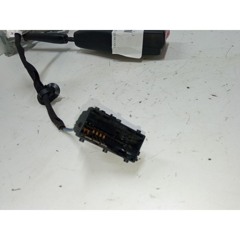 Recambio de anclaje cinturon delantero derecho para renault kangoo express (fw0/1_) 1.5 dci 75 (fw07, fw10, fw04) referencia OEM Recambio de anclaje cinturon delantero derecho para renault kangoo express (fw0/1_) 1.5 dci 75 (fw07, fw10, fw04) referencia OEM