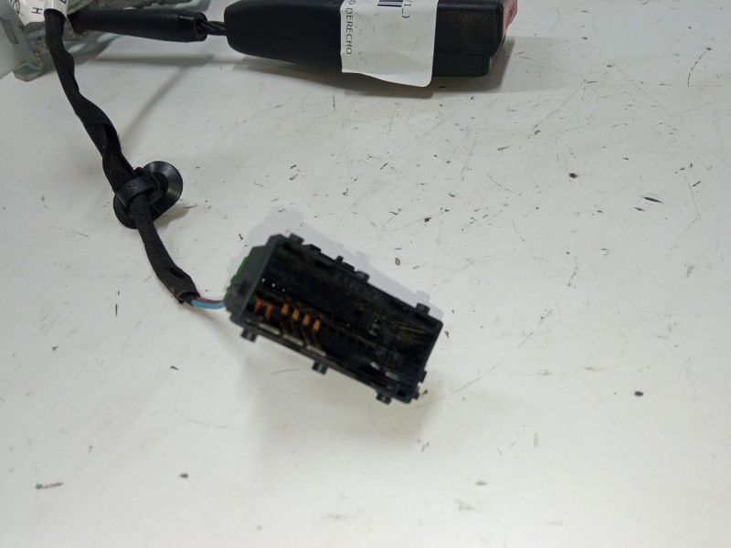 Recambio de anclaje cinturon delantero derecho para renault kangoo express (fw0/1_) 1.5 dci 75 (fw07, fw10, fw04) referencia OEM Recambio de anclaje cinturon delantero derecho para renault kangoo express (fw0/1_) 1.5 dci 75 (fw07, fw10, fw04) referencia OEM