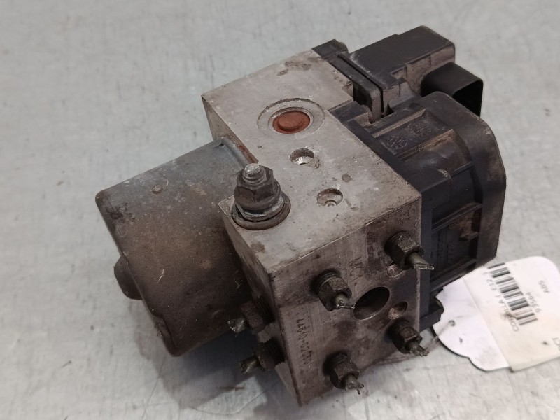 Recambio de abs para toyota corolla (_e12_) 2.0 d-4d (cde120r_, cde120l_) referencia OEM IAM 4451002050   Recambio de abs para toyota corolla (_e12_) 2.0 d-4d (cde120r_, cde120l_) referencia OEM IAM 4451002050