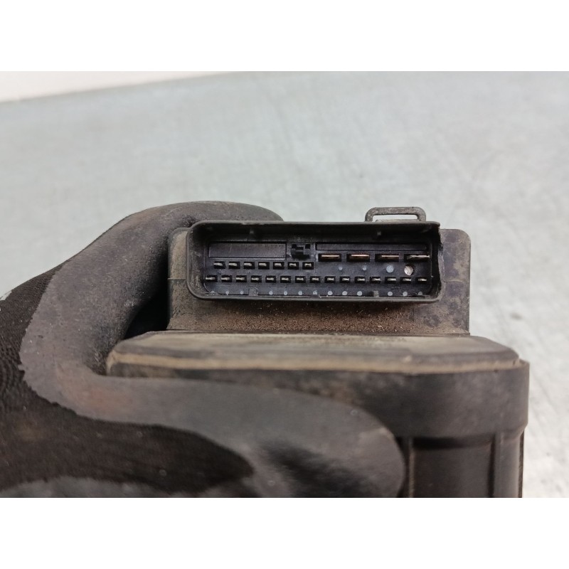 Recambio de abs para toyota corolla (_e12_) 2.0 d-4d (cde120r_, cde120l_) referencia OEM IAM 4451002050   Recambio de abs para toyota corolla (_e12_) 2.0 d-4d (cde120r_, cde120l_) referencia OEM IAM 4451002050