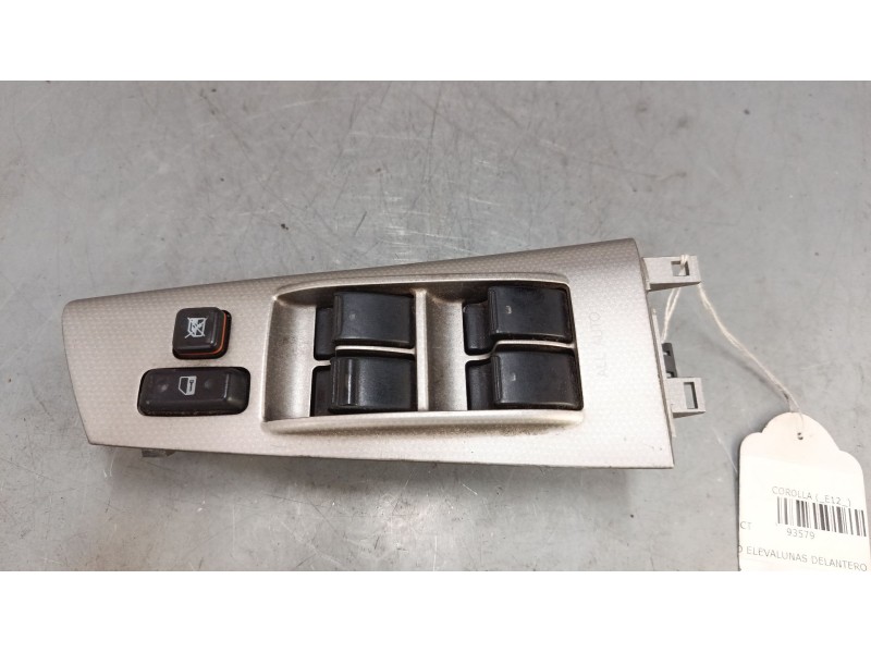 Recambio de mando elevalunas delantero izquierdo para toyota corolla (_e12_) 2.0 d-4d (cde120r_, cde120l_) referencia OEM IAM 84 Recambio de mando elevalunas delantero izquierdo para toyota corolla (_e12_) 2.0 d-4d (cde120r_, cde120l_) referencia OEM IAM 84