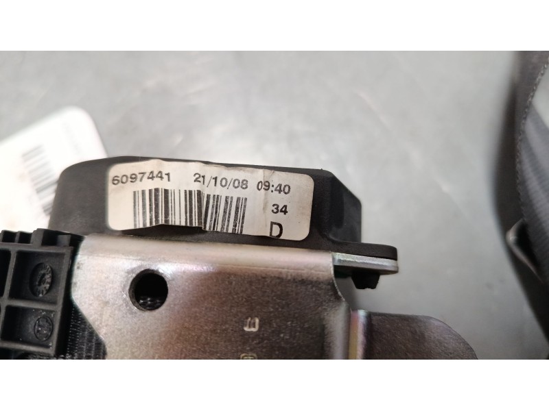 Recambio de cinturon seguridad delantero derecho para volkswagen polo iv (9n_, 9a_) 1.2 referencia OEM IAM    Recambio de cinturon seguridad delantero derecho para volkswagen polo iv (9n_, 9a_) 1.2 referencia OEM IAM