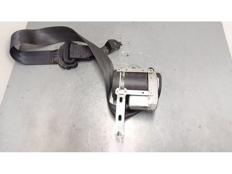Recambio de cinturon seguridad delantero izquierdo para volkswagen polo iv (9n_, 9a_) 1.2 referencia OEM IAM    Recambio de cinturon seguridad delantero izquierdo para volkswagen polo iv (9n_, 9a_) 1.2 referencia OEM IAM