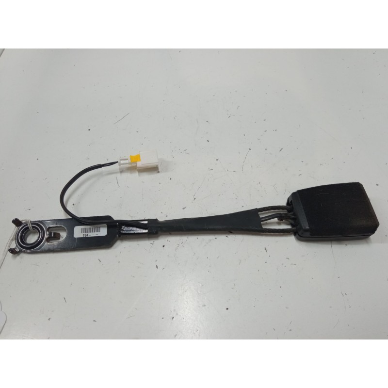 Recambio de anclaje cinturon delantero derecho para peugeot 3008 i monospace (0u_) 1.6 hdi 115 / bluehdi 115 referencia OEM IAM 
