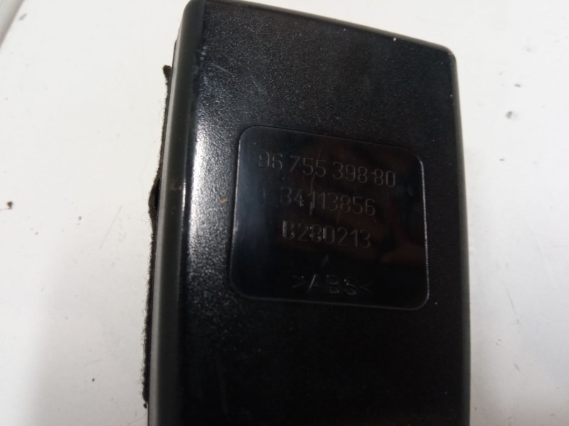 Recambio de anclaje cinturon delantero derecho para peugeot 3008 i monospace (0u_) 1.6 hdi 115 / bluehdi 115 referencia OEM IAM 