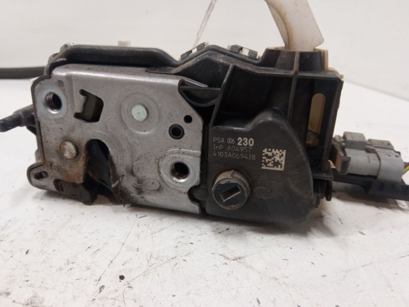 Recambio de cerradura puerta delantera derecha para peugeot 3008 i monospace (0u_) 1.6 hdi 115 / bluehdi 115 referencia OEM IAM 