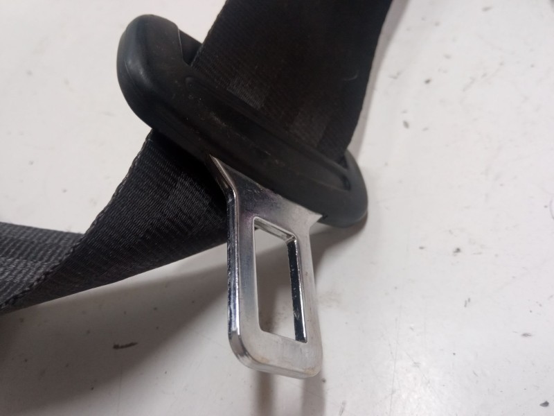 Recambio de cinturon seguridad trasero izquierdo para peugeot 3008 i monospace (0u_) 1.6 hdi 115 / bluehdi 115 referencia OEM IA