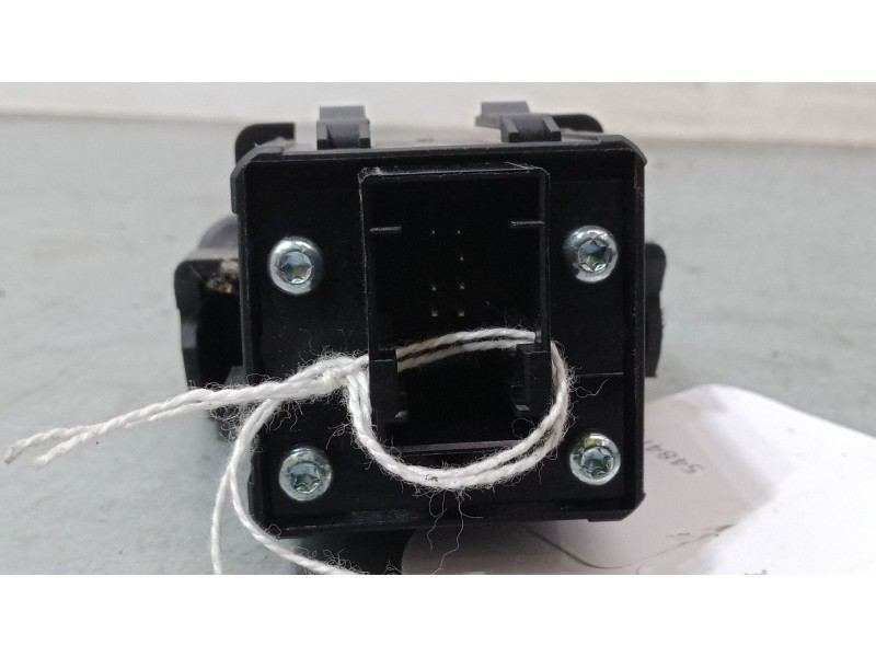 Recambio de boton freno mano para peugeot 3008 i monospace (0u_) 1.6 hdi 115 / bluehdi 115 referencia OEM IAM 966640567701  