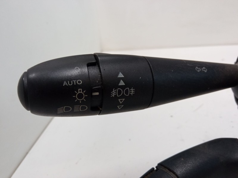 Recambio de mando luces para peugeot 3008 i monospace (0u_) 1.6 hdi 115 / bluehdi 115 referencia OEM IAM 96773911XT  