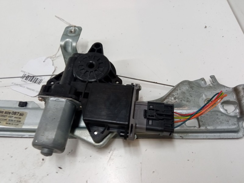Recambio de elevalunas electrico trasero izquierdo para peugeot 3008 i monospace (0u_) 1.6 hdi 115 / bluehdi 115 referencia OEM 