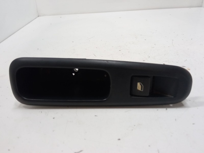 Recambio de mando elevalunas trasero izquierdo para peugeot 3008 i monospace (0u_) 1.6 hdi 115 / bluehdi 115 referencia OEM IAM 