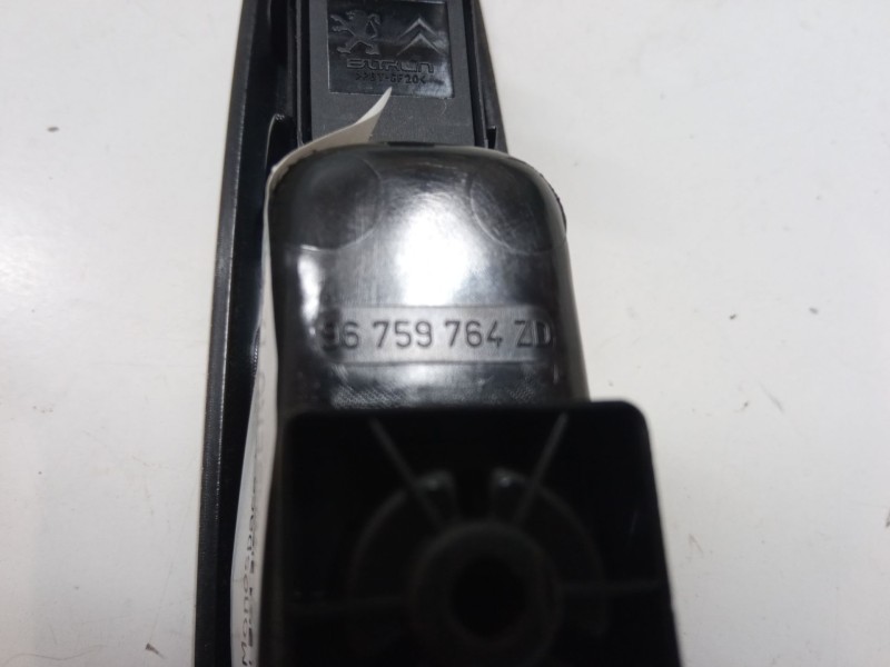 Recambio de mando elevalunas trasero izquierdo para peugeot 3008 i monospace (0u_) 1.6 hdi 115 / bluehdi 115 referencia OEM IAM 