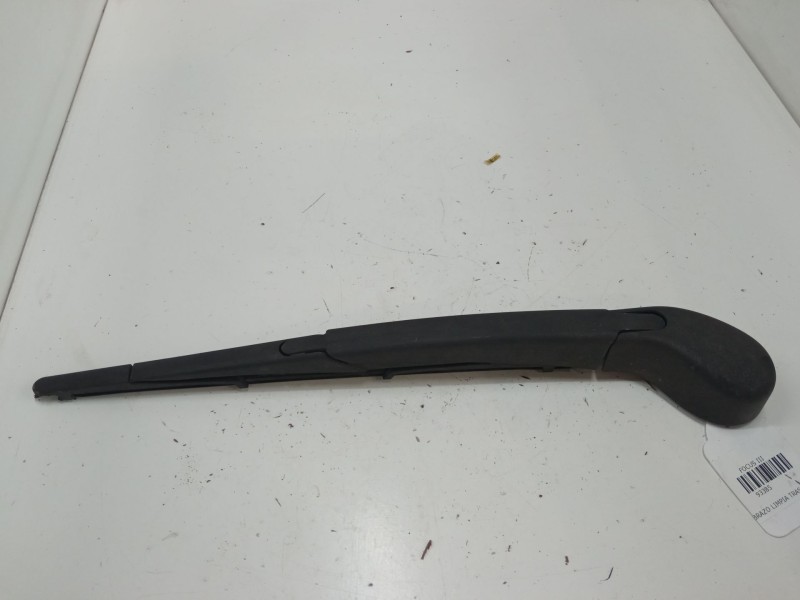 Recambio de brazo limpia trasero para ford focus iii 1.6 tdci referencia OEM IAM    Recambio de brazo limpia trasero para ford focus iii 1.6 tdci referencia OEM IAM