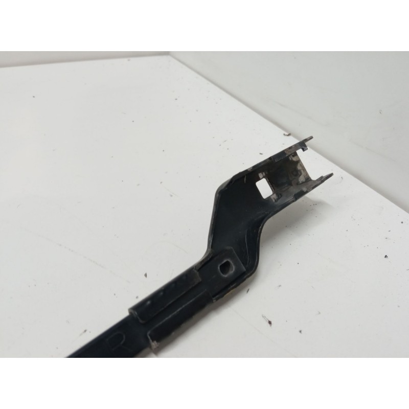 Recambio de brazo limpia delantero derecho para ford focus iii 1.6 tdci referencia OEM IAM    Recambio de brazo limpia delantero derecho para ford focus iii 1.6 tdci referencia OEM IAM