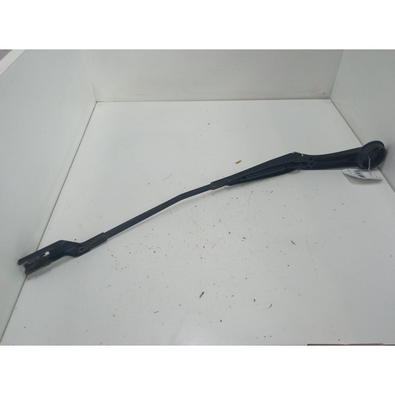 Recambio de brazo limpia delantero izquierdo para ford focus iii 1.6 tdci referencia OEM IAM    Recambio de brazo limpia delantero izquierdo para ford focus iii 1.6 tdci referencia OEM IAM
