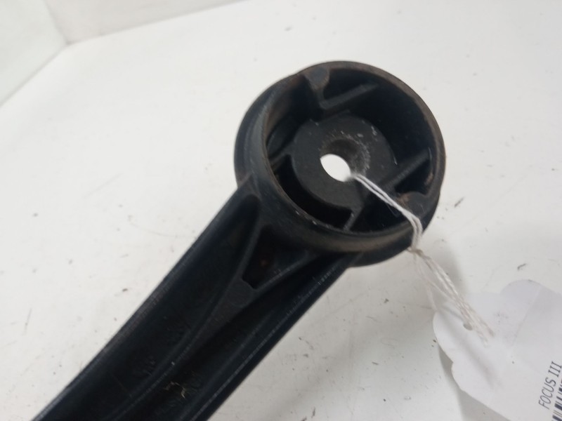 Recambio de brazo limpia delantero izquierdo para ford focus iii 1.6 tdci referencia OEM IAM    Recambio de brazo limpia delantero izquierdo para ford focus iii 1.6 tdci referencia OEM IAM