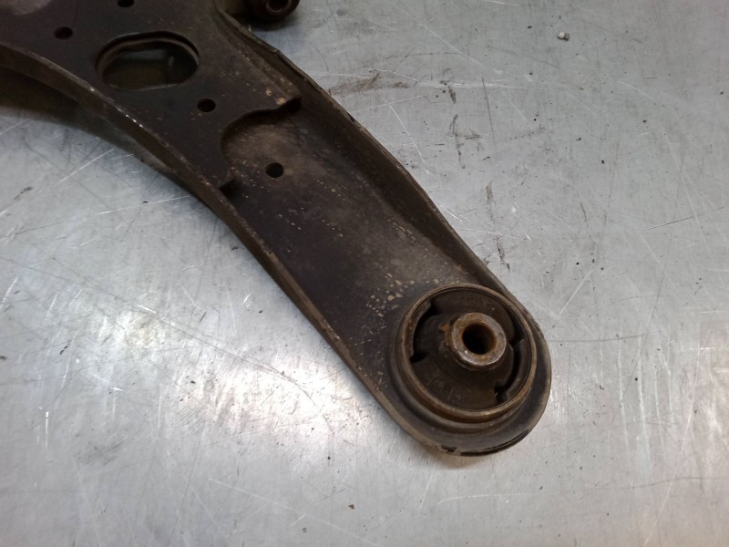 Recambio de brazo suspension inferior delantero derecho para kia rio iii (ub) 1.1 crdi referencia OEM IAM    Recambio de brazo suspension inferior delantero derecho para kia rio iii (ub) 1.1 crdi referencia OEM IAM