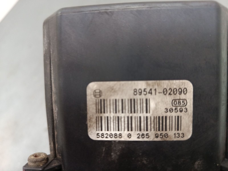 Recambio de abs para toyota corolla (_e12_) 1.4 d (nde120_) referencia OEM IAM 8954102090   Recambio de abs para toyota corolla (_e12_) 1.4 d (nde120_) referencia OEM IAM 8954102090